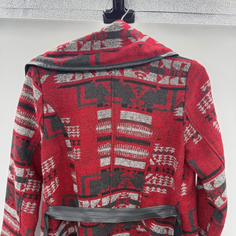 BB Dakota Southwestern Aztec Waterfall Cardigan Jacket Faux Leather Small Coat - Picture 10 of 14